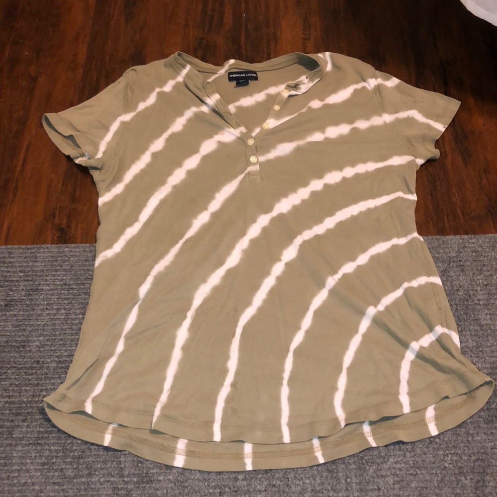 Tie-dye shirt